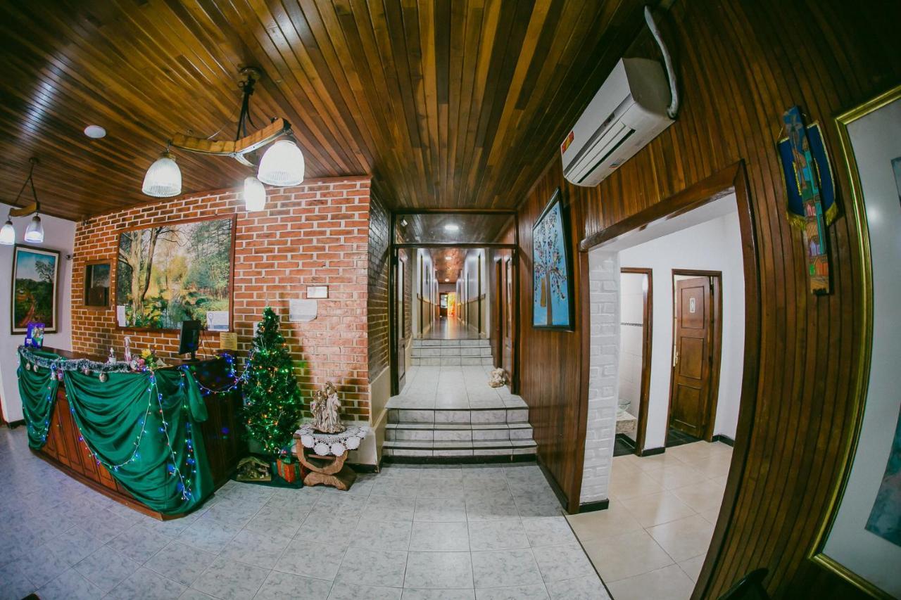 Hotel Tierra Colorada Puerto Iguazu Exterior photo